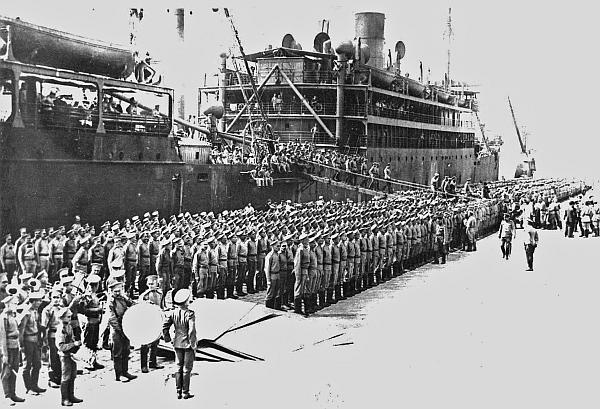 Иллюстрация к книге — Большевики. 1917 [i_023.jpg]