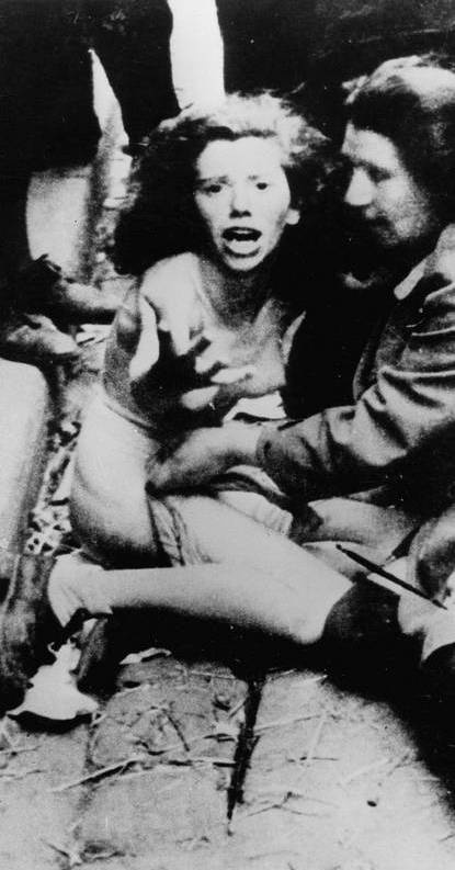 Иллюстрация к книге — Нацисты. Предостережение истории [i_043.jpg]