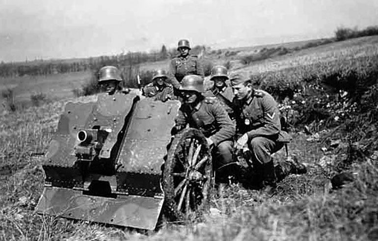 Иллюстрация к книге — Военные преступники Черчилль и Рузвельт. Анти-Нюрнберг [Autogen_eBook_id20.jpg]