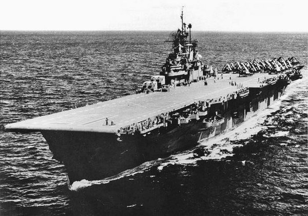 Иллюстрация к книге — Как Черчилль развязал Вторую Мировую. Главный виновник войны [i_037.jpg]