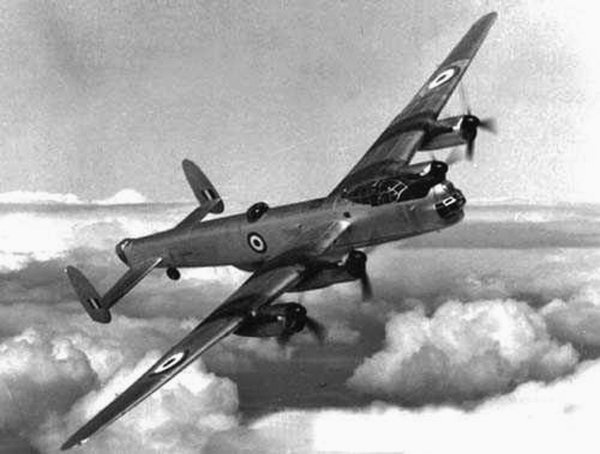 Иллюстрация к книге — Как Черчилль развязал Вторую Мировую. Главный виновник войны [i_057.jpg]