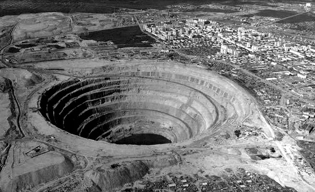 Иллюстрация к книге — Битвы алмазных баронов [Autogen_eBook_id34.jpg]