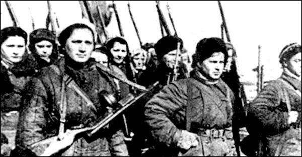 Иллюстрация к книге — "Крестовый поход на Восток". Гитлеровская Европа против России [_010.jpg]