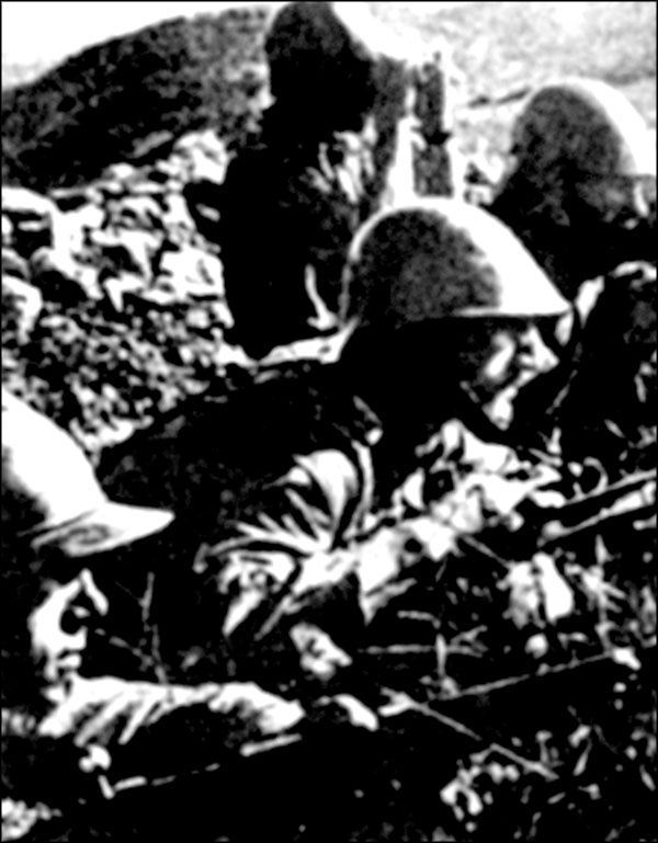 Иллюстрация к книге — "Крестовый поход на Восток". Гитлеровская Европа против России [_347.jpg]