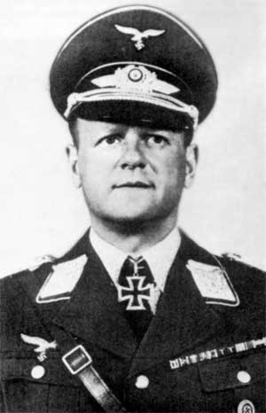 Иллюстрация к книге — Асы и пропаганда. Дутые победы Люфтваффе [i_020.jpg]