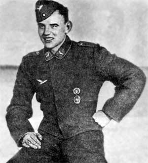 Иллюстрация к книге — Асы и пропаганда. Дутые победы Люфтваффе [i_092.jpg]