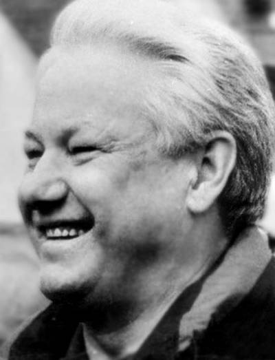 Иллюстрация к книге — Госбесы. Кровавая гэбня и "живой труп" [i_005.jpg]