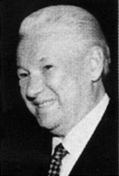 Иллюстрация к книге — Госбесы. Кровавая гэбня и "живой труп" [i_007.jpg]