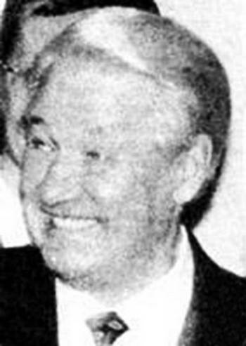 Иллюстрация к книге — Госбесы. Кровавая гэбня и "живой труп" [i_037.jpg]