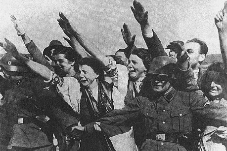 Иллюстрация к книге — Кто заставил Гитлера напасть на Сталина. Роковая ошибка Гитлера [i_019.jpg]