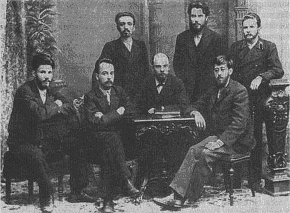 Иллюстрация к книге — Кто финансирует развал России? От декабристов до моджахедов [_024.jpg]