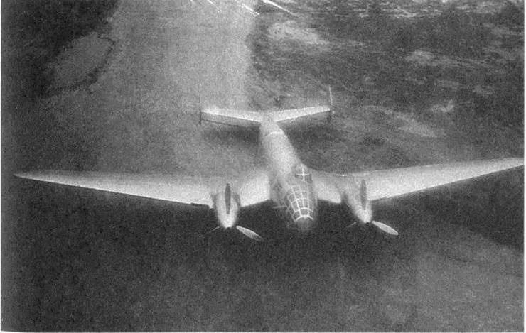 Иллюстрация к книге — Большое небо дальней авиации. Советские дальние бомбардировщики в Великой Отечественной войне. 1941-1945 [i_007.jpg]