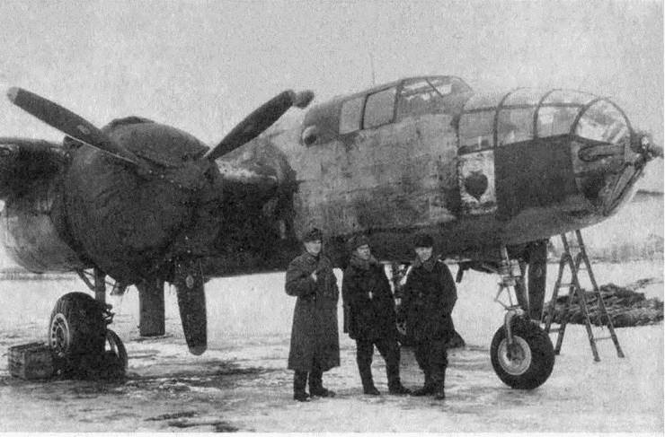 Иллюстрация к книге — Большое небо дальней авиации. Советские дальние бомбардировщики в Великой Отечественной войне. 1941-1945 [i_030.jpg]