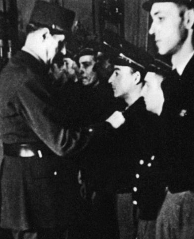 Иллюстрация к книге — Великий де Голль. "Франция - это я!" [vkladka1_img_32.jpg]