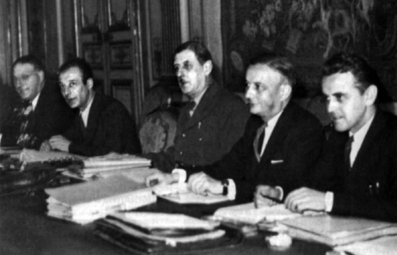 Иллюстрация к книге — Великий де Голль. "Франция - это я!" [vkladka2_img_00.jpg]