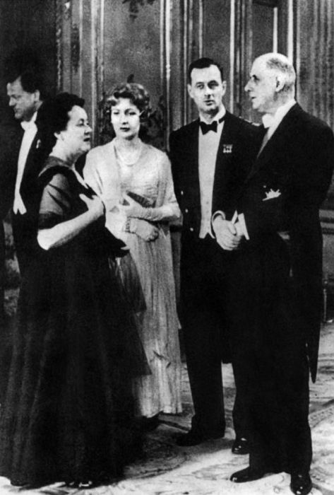 Иллюстрация к книге — Великий де Голль. "Франция - это я!" [vkladka3_img_04.jpg]