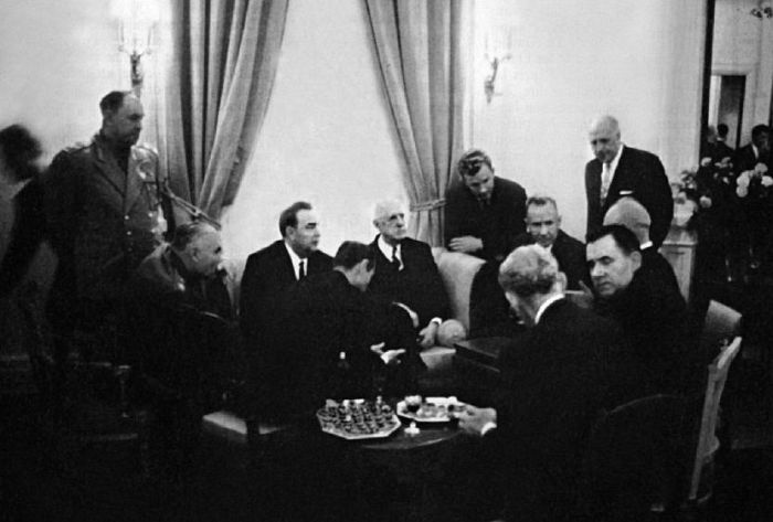 Иллюстрация к книге — Великий де Голль. "Франция - это я!" [vkladka3_img_11.jpg]