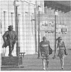 Иллюстрация к книге — Аферистка. Дело Тимошенко [i_077.jpg]