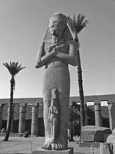 Иллюстрация к книге — Всемирная история в лицах [i_004.jpg]