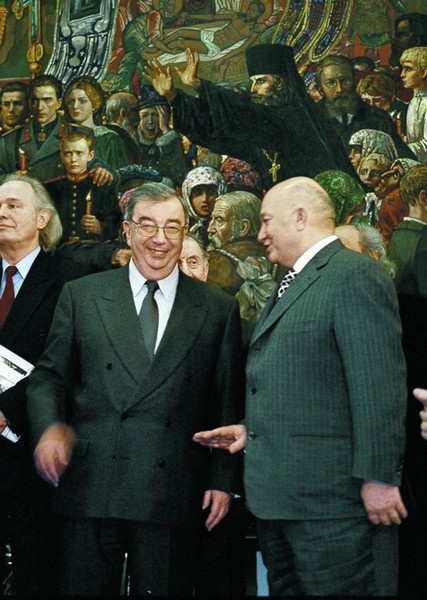 Иллюстрация к книге — Операция "Единая Россия". Неизвестная история партии власти [i_006.jpg]