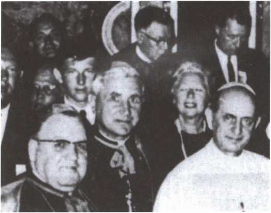 Иллюстрация к книге — Во имя Господа. Кто убил Папу Римского? [i_012.jpg]