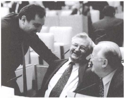 Иллюстрация к книге — Враг народа [i_035.jpg]