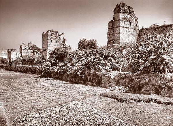 Иллюстрация к книге — Русь богатырская. Героический век [i_062.jpg]