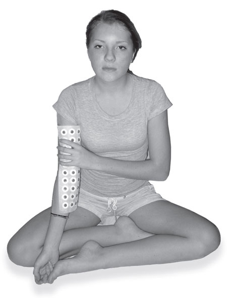 Иллюстрация к книге — Ипликатор Кузнецова. Избавление от боли в спине и шее [i_017.jpg]