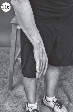 Иллюстрация к книге — Болит шея - что делать [i_135.jpg]