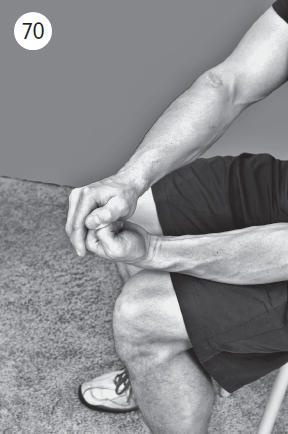 Иллюстрация к книге — Болят руки - что делать [i_078.jpg]