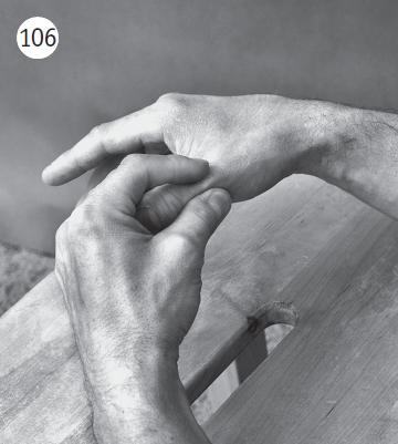 Иллюстрация к книге — Болят руки - что делать [i_116.jpg]