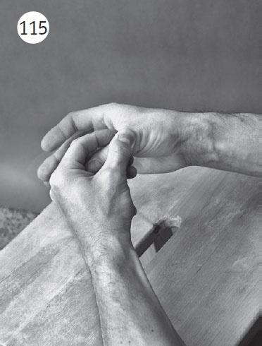 Иллюстрация к книге — Как избавиться от боли в суставах рук [i_128.jpg]