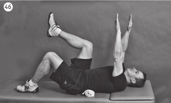 Иллюстрация к книге — Позвоночник без боли. Курс изометрической гимнастики [i_055.jpg]