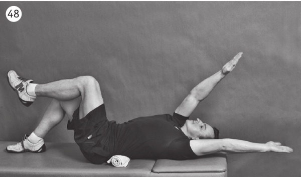 Иллюстрация к книге — Позвоночник без боли. Курс изометрической гимнастики [i_057.jpg]