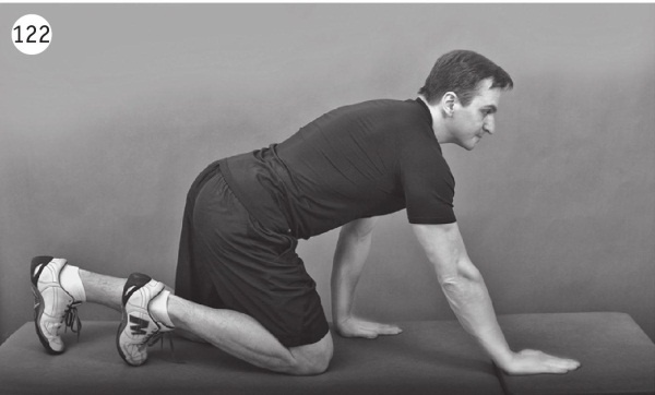 Иллюстрация к книге — Позвоночник без боли. Курс изометрической гимнастики [i_131.jpg]