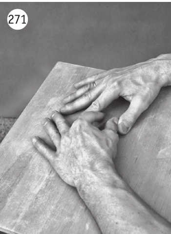 Иллюстрация к книге — Суставы без боли. Курс изометрической гимнастики [i_289.jpg]