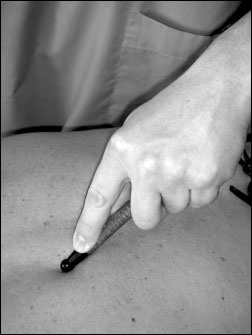 Иллюстрация к книге — Массаж от классики до экзотики. Полная энциклопедия систем, видов, техник, методик [i_065.jpg]