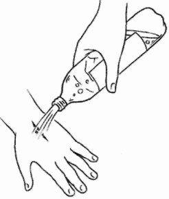 Иллюстрация к книге — Неотложная помощь. Справочник для родителей. Всегда под рукой [i_040.jpg]