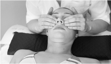 Иллюстрация к книге — Атлас профессионального массажа [i_218.jpg]