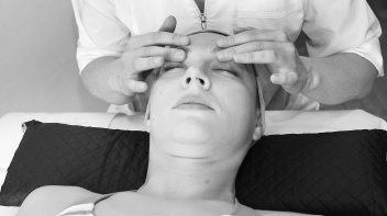 Иллюстрация к книге — Атлас профессионального массажа [i_221.jpg]