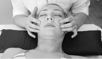 Иллюстрация к книге — Атлас профессионального массажа [i_229.jpg]