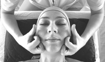 Иллюстрация к книге — Атлас профессионального массажа [i_235.jpg]