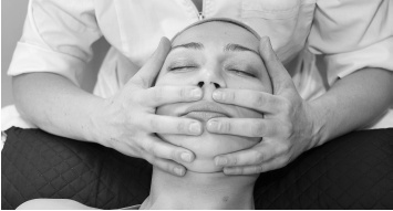 Иллюстрация к книге — Атлас профессионального массажа [i_240.jpg]