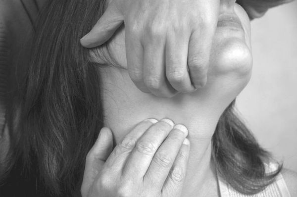 Иллюстрация к книге — Экстренная помощь при травмах, болевых шоках и воспалениях. Опыт работы в чрезвычайных ситуациях [_149f.jpg]