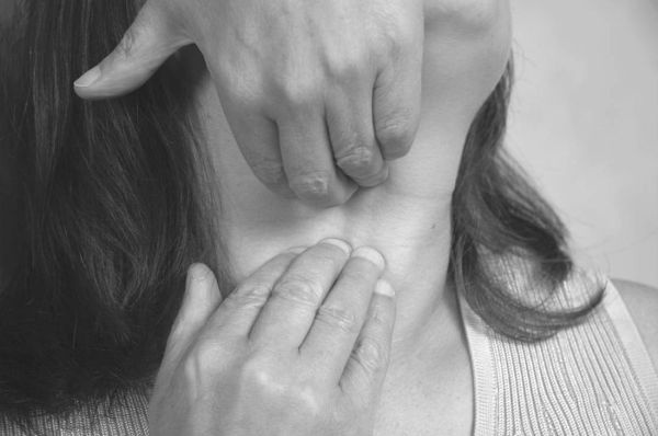 Иллюстрация к книге — Экстренная помощь при травмах, болевых шоках и воспалениях. Опыт работы в чрезвычайных ситуациях [_150f.jpg]