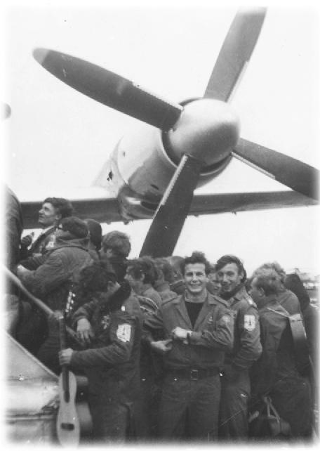 Иллюстрация к книге — Странник и его страна [_035.jpg]