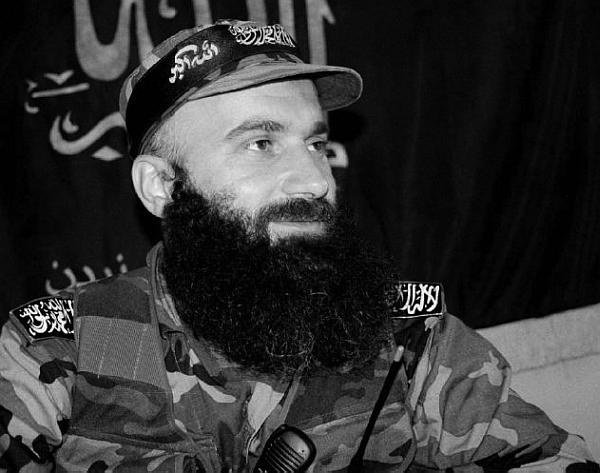 Иллюстрация к книге — Чеченский капкан. Между предательством и героизмом [i_008.jpg]