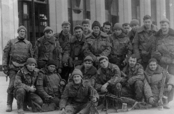 Иллюстрация к книге — Чеченский капкан. Между предательством и героизмом [i_025.jpg]