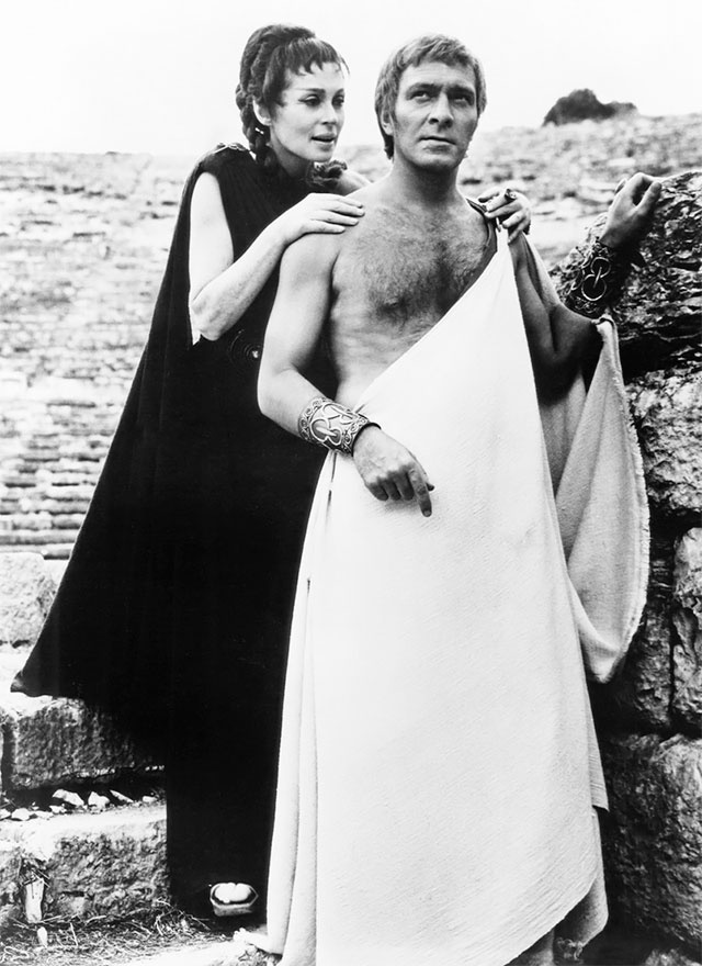 Иллюстрация к книге — Библия моды [i_040.jpg]