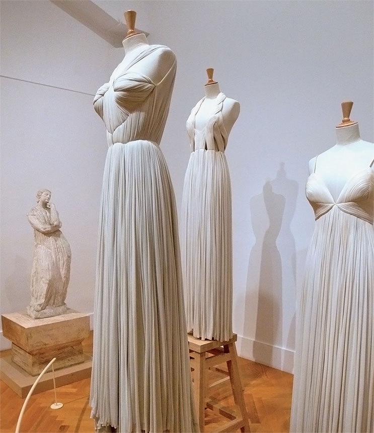 Иллюстрация к книге — Библия моды [i_045.jpg]